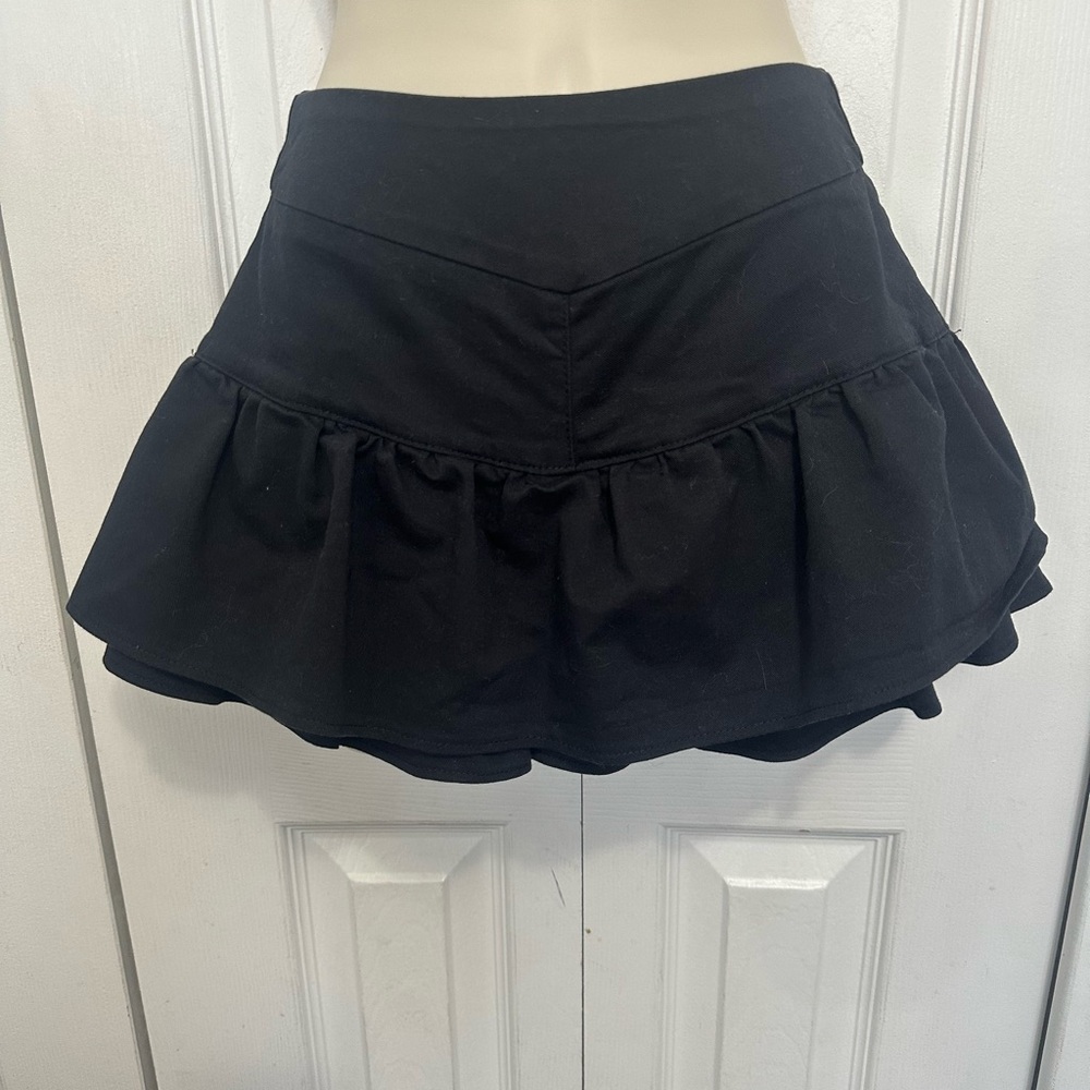 ACrendon Black Ruffled Mini Skirt